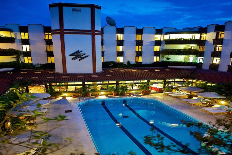 Silver-springs-hotel