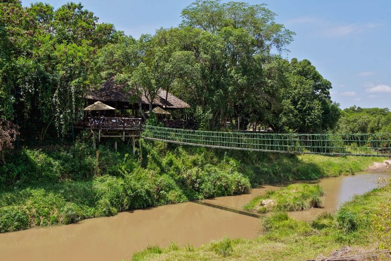Mara-Intrepid-tented-camp