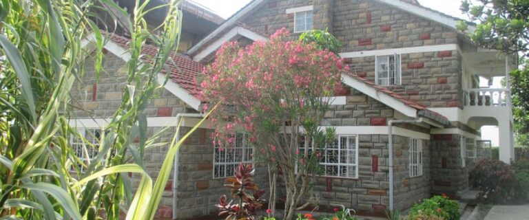 Taphe-guest-House-Lake-Naivasha
