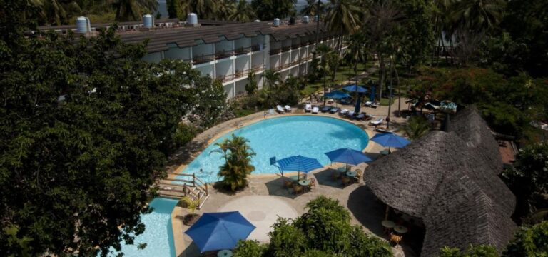 Travelers-Beach-Hotel-and-Club