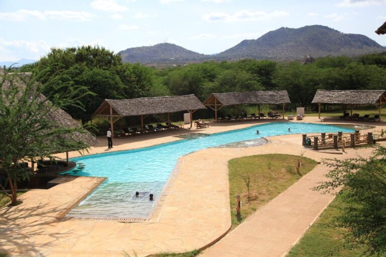 Voi-Wildlife-Lodge